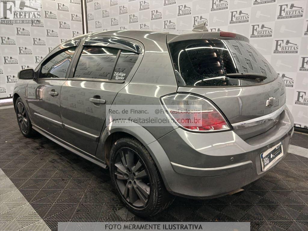 Foto 3: GM/VECTRA HATCH 4P GT, 11/11, PLACA: E__-___2, GASOL/ALC, CINZA