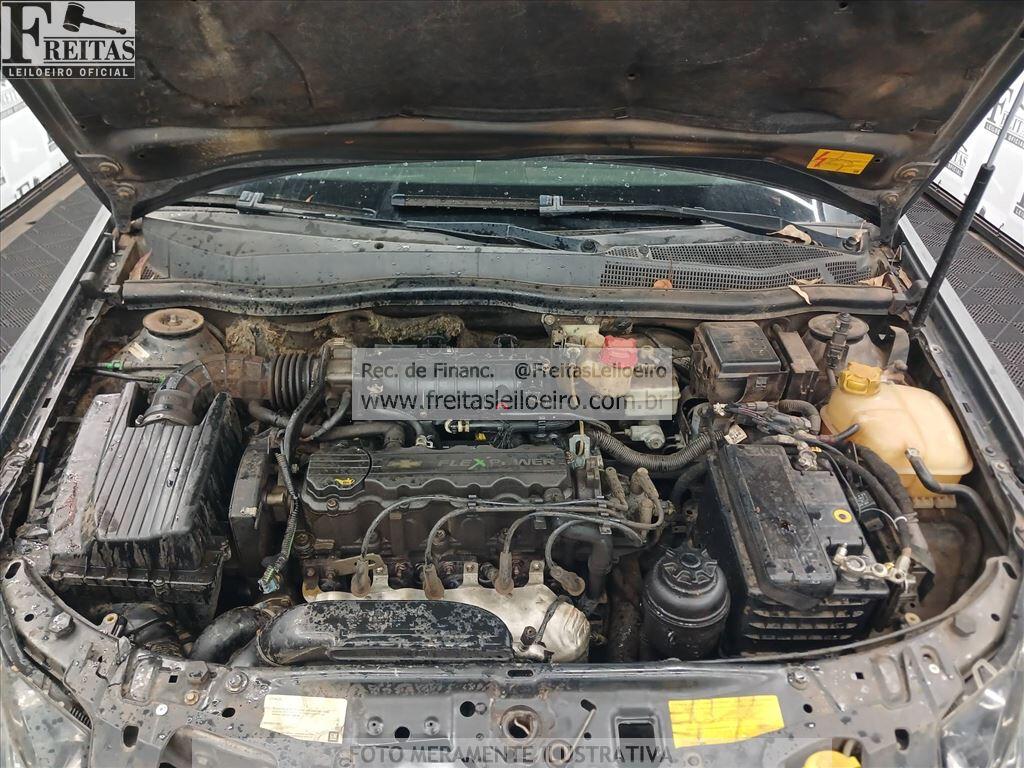 Foto 9 de 17: GM/VECTRA HATCH 4P GT, 11/11, PLACA: E__-___2, GASOL/ALC, CINZA