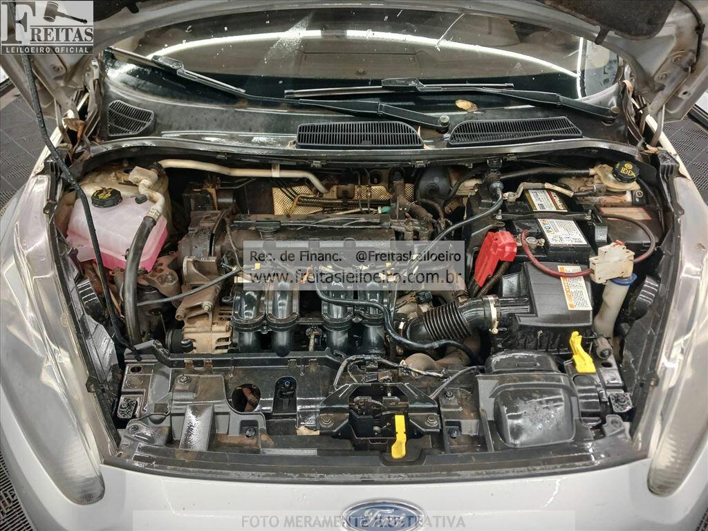 Foto 9 de 17: FORD/FIESTA HA 1.5L S, 13/14, PLACA: O__-___1, GASOL/ALC, PRATA