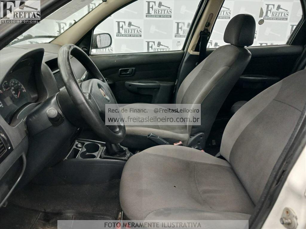 Foto 6 de 19: FIAT/PALIO ELX FLEX, 09/10, PLACA: E__-___5, GASOL/ALC, BRANCA