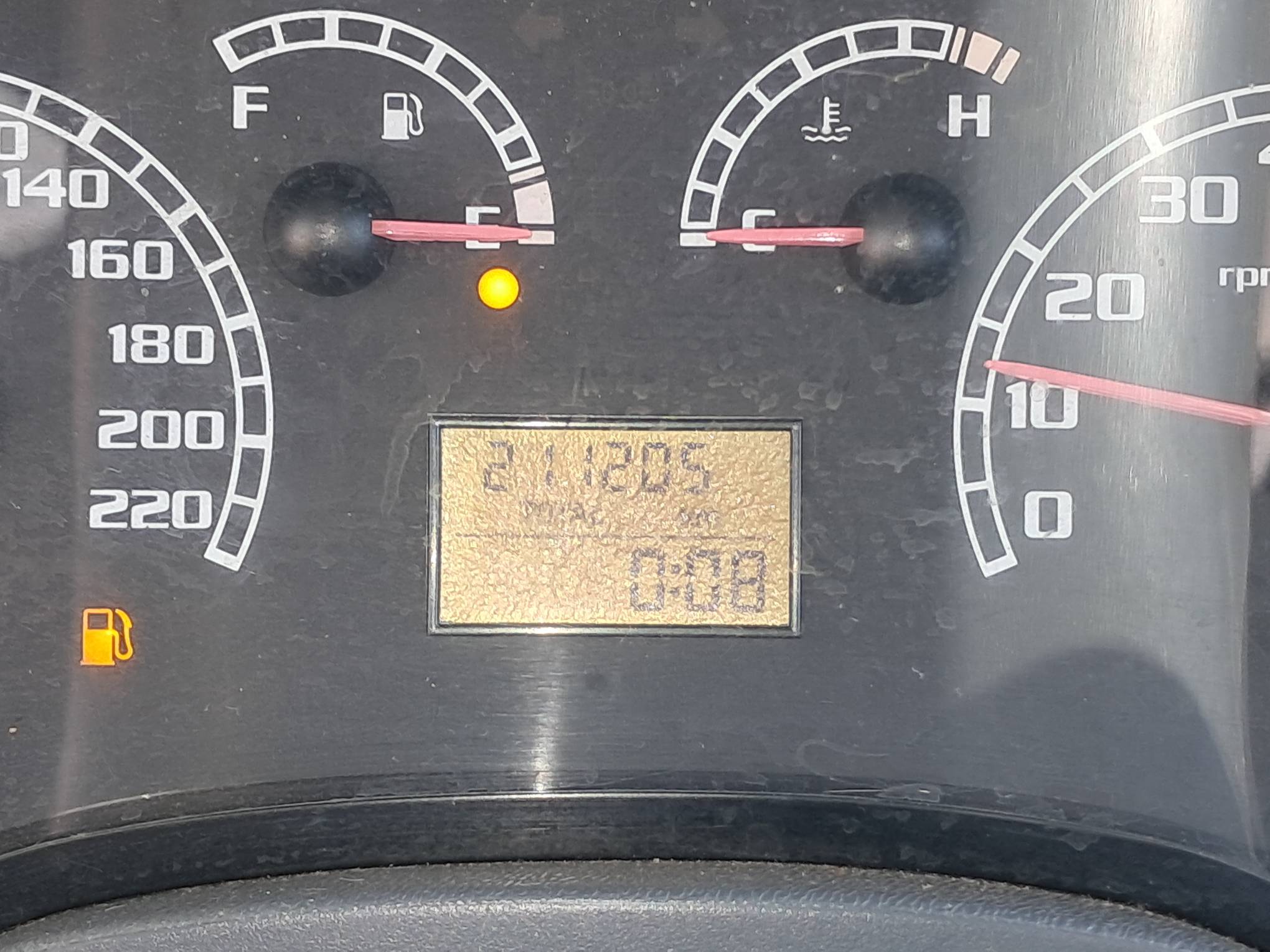 Foto 19 de 19: FIAT/PALIO ELX FLEX, 09/10, PLACA: E__-___5, GASOL/ALC, BRANCA