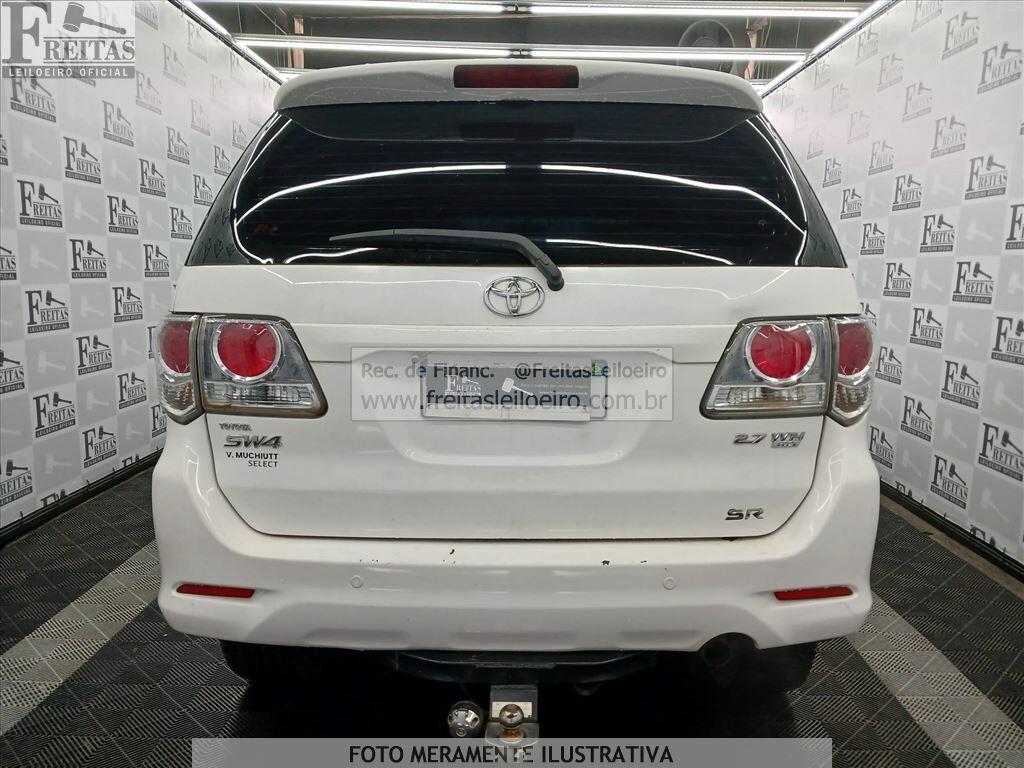 Foto 16 de 18: I/TOYOTA HILUX SW4 4X2SR, 12/12, PLACA: F__-___1, GASOL/ALC, BRANCA
