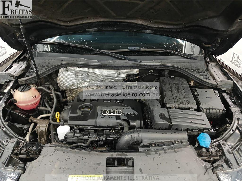 Foto 10 de 18: I/AUDI Q3 2.0TFSI, 14/15, PLACA: Q__-___1, GASOLINA, PRETA