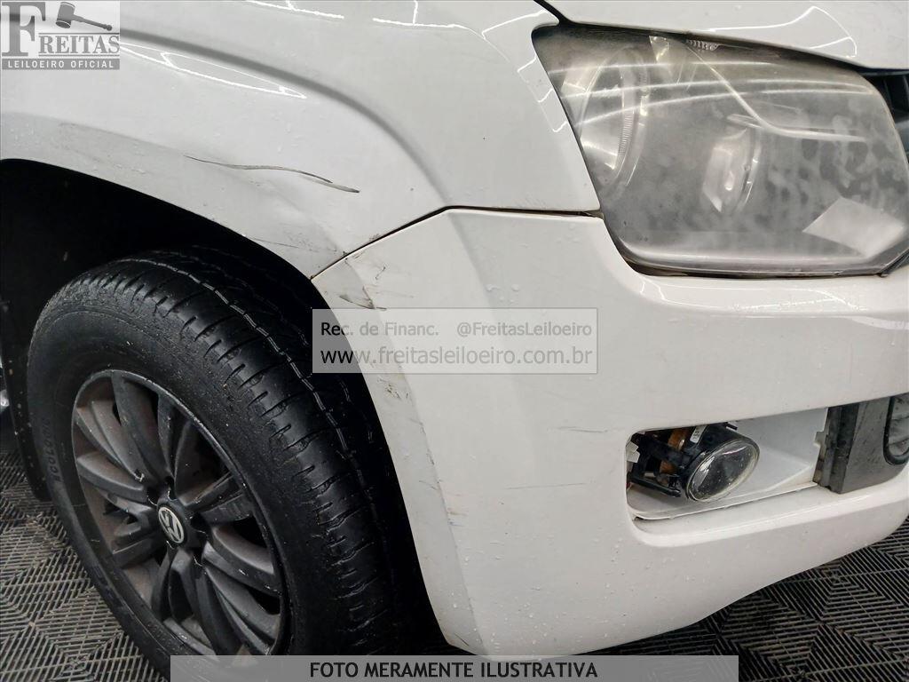 Foto 15 de 16: I/VW AMAROK CD 4X4 S, 15/15, PLACA: Q__-___1, DIESEL, BRANCA