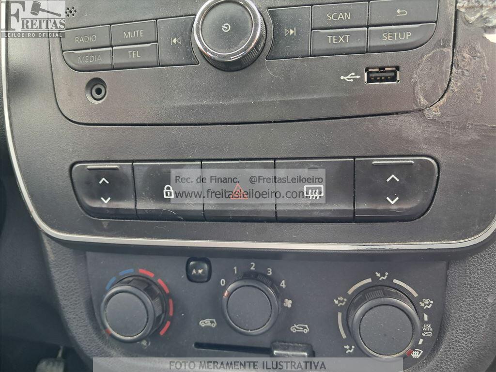 Foto 12 de 17: RENAULT/KWID ZEN 10MT, 19/20, PLACA: Q__-___1, GASOL/ALC, BRANCA