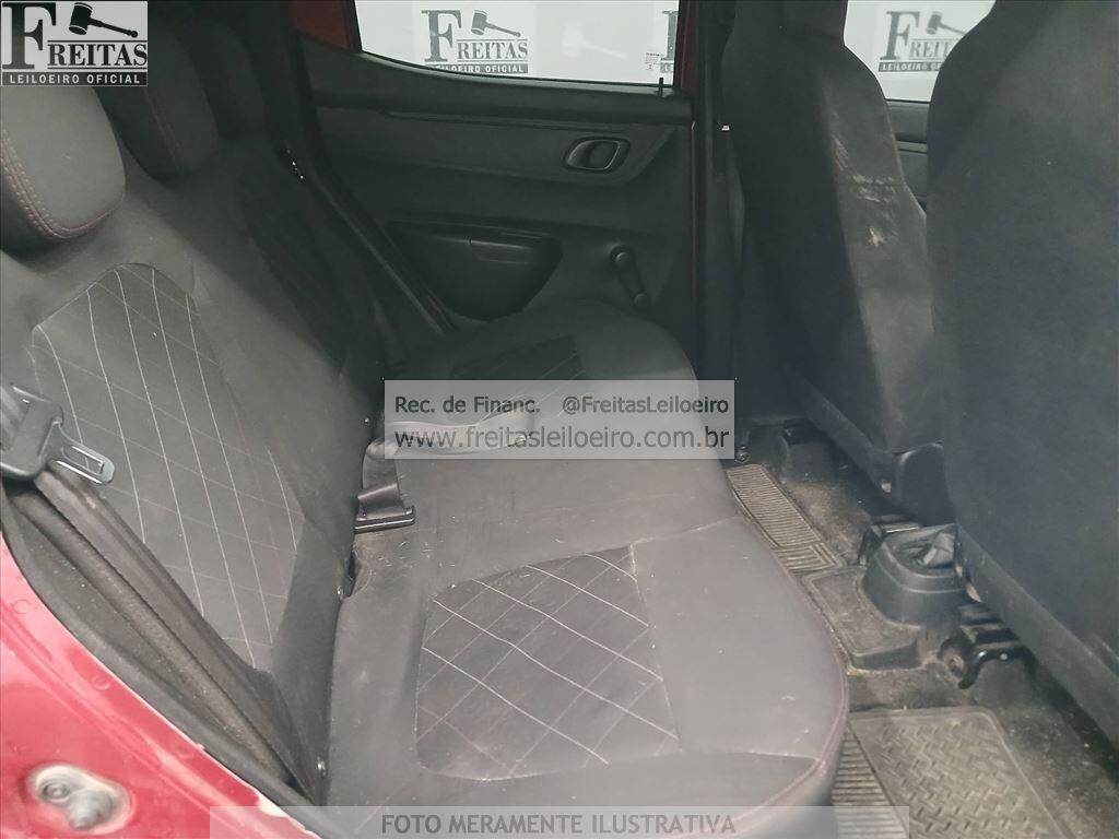 Foto 7 de 20: RENAUT/KWID ZEN 10MT, 19/20, PLACA: L__-___3, GASOL/ALC, VERMELHA