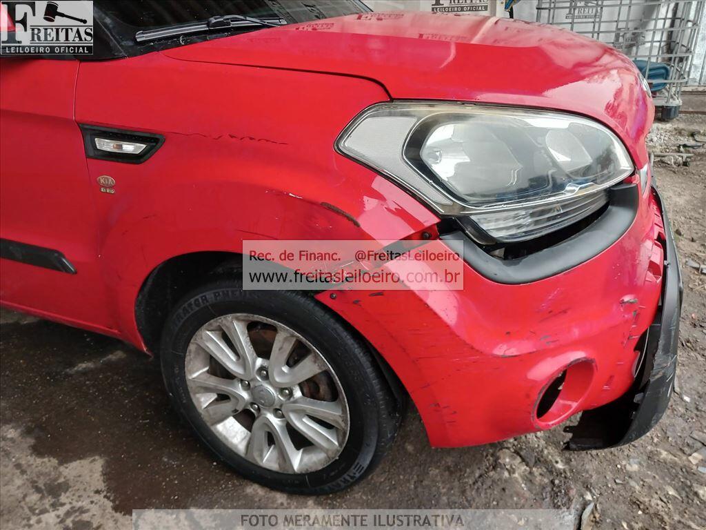 Foto 16 de 24: I/KIA SOUL EX 1.6 FF MT, 12/13, PLACA: K__-___0, GASOL/ALC, VERMELHA