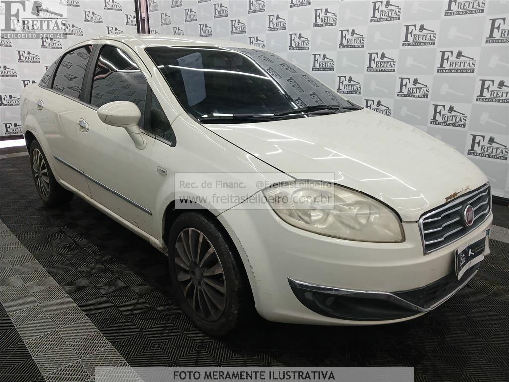 Foto 2: FIAT/LINEA ABSOL. 1.8 DL, 14/15, PLACA: K__-___0, GASOL/ALC/GN, BRANCA