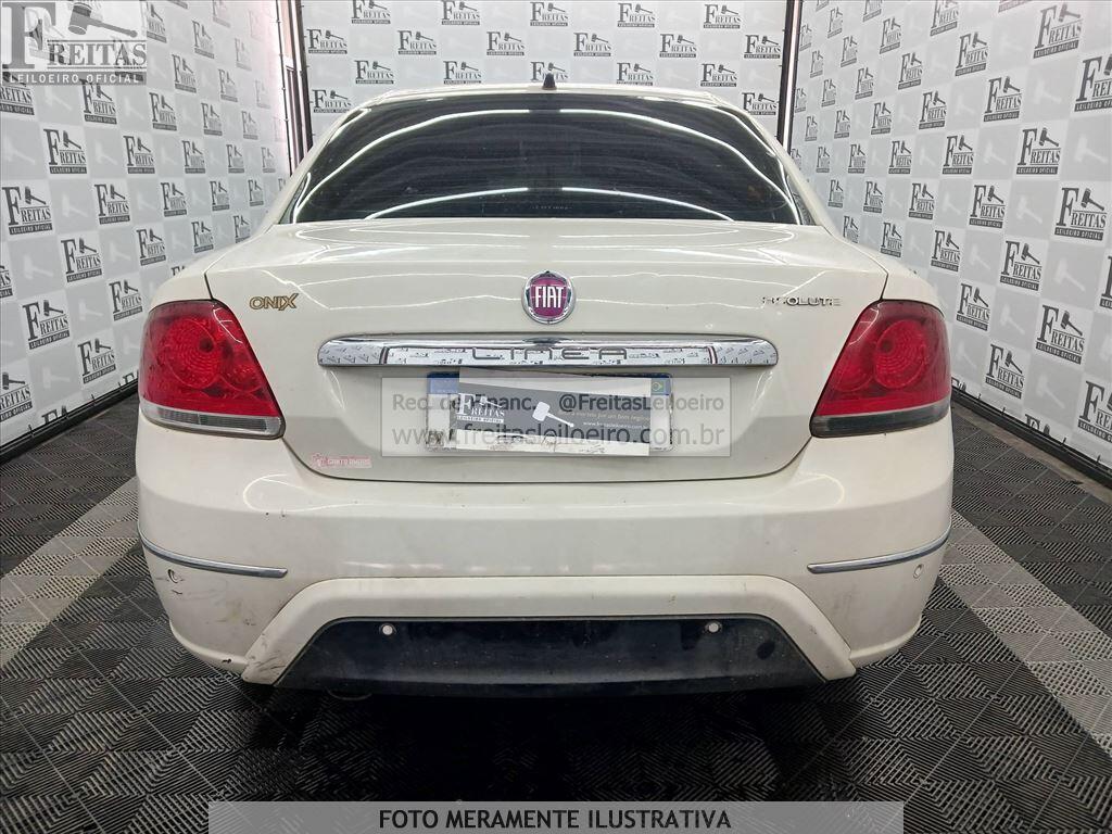 Foto 19 de 22: FIAT/LINEA ABSOL. 1.8 DL, 14/15, PLACA: K__-___0, GASOL/ALC/GN, BRANCA