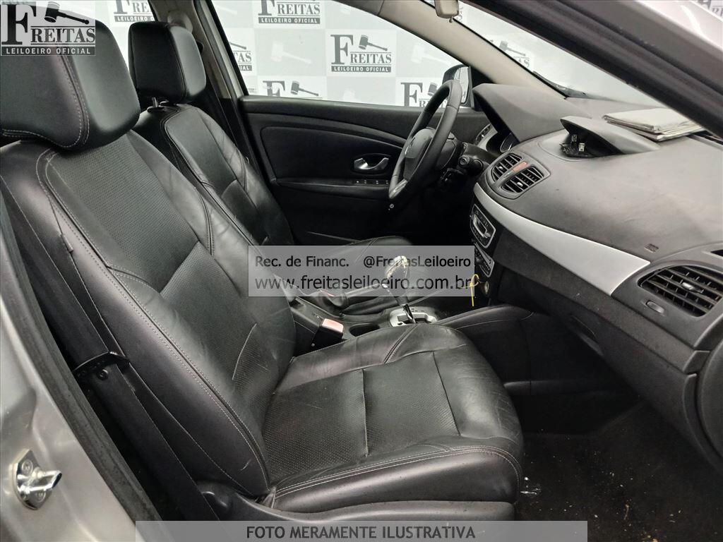 Foto 6 de 21: I/RENAULT FLUENCE DYN20A, 11/12, PLACA: L__-___0, GASOL/ALC, PRATA