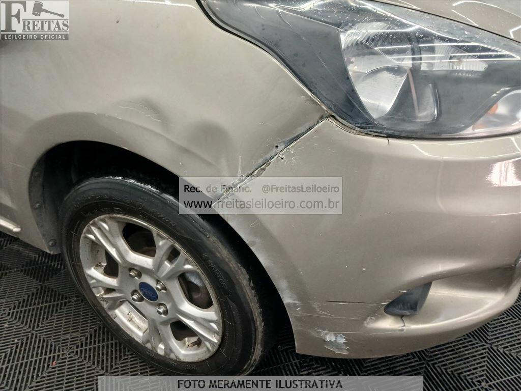 Foto 18 de 23: FORD/KA SEL 1.5 HA B, 16/17, PLACA: L__-___5, GASOL/ALC/GN, PRATA