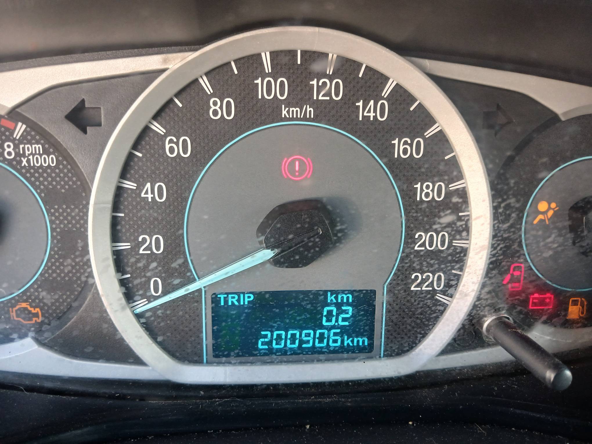 Foto 23 de 23: FORD/KA SEL 1.5 HA B, 16/17, PLACA: L__-___5, GASOL/ALC/GN, PRATA