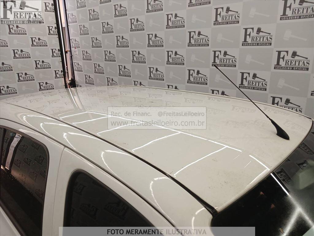 Foto 8 de 22: FIAT/UNO VIVACE 1.0, 14/14, PLACA: F__-___2, GASOL/ALC, BRANCA