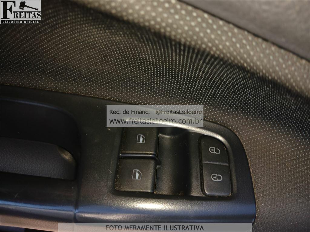 Foto 12 de 18: VW/GOL MPI, 22/23, PLACA: G__-___7, GASOL/ALC, BRANCA