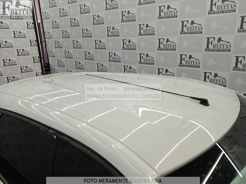 Foto 8 de 18: RENAULT/KWID ZEN 10MT, 20/21, PLACA: R__-___2, GASOL/ALC, BRANCA