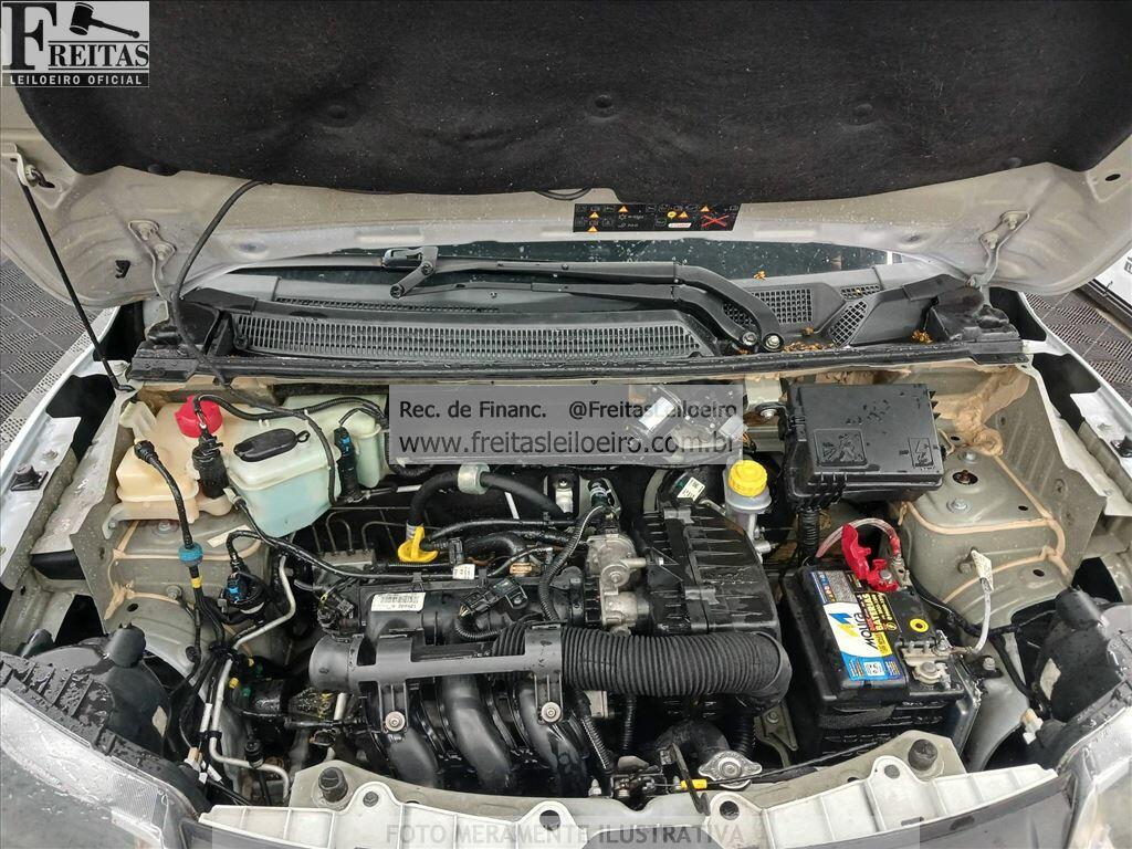 Foto 9 de 18: RENAULT/KWID ZEN 10MT, 20/21, PLACA: R__-___2, GASOL/ALC, BRANCA