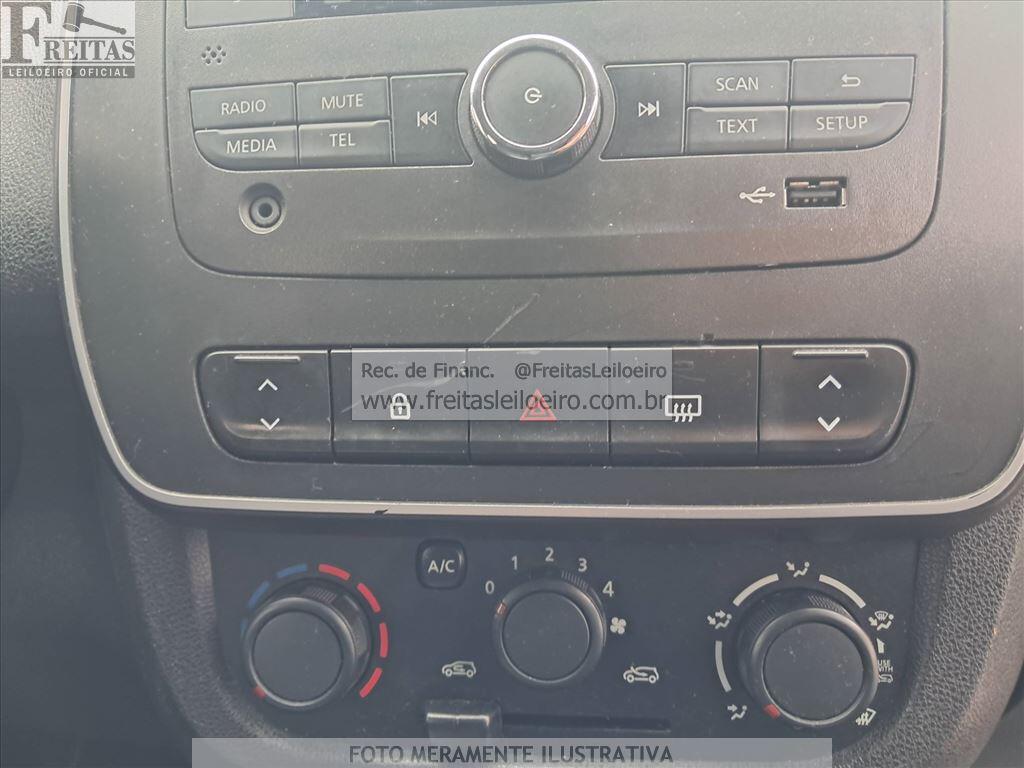 Foto 11 de 18: RENAULT/KWID ZEN 10MT, 20/21, PLACA: R__-___2, GASOL/ALC, BRANCA