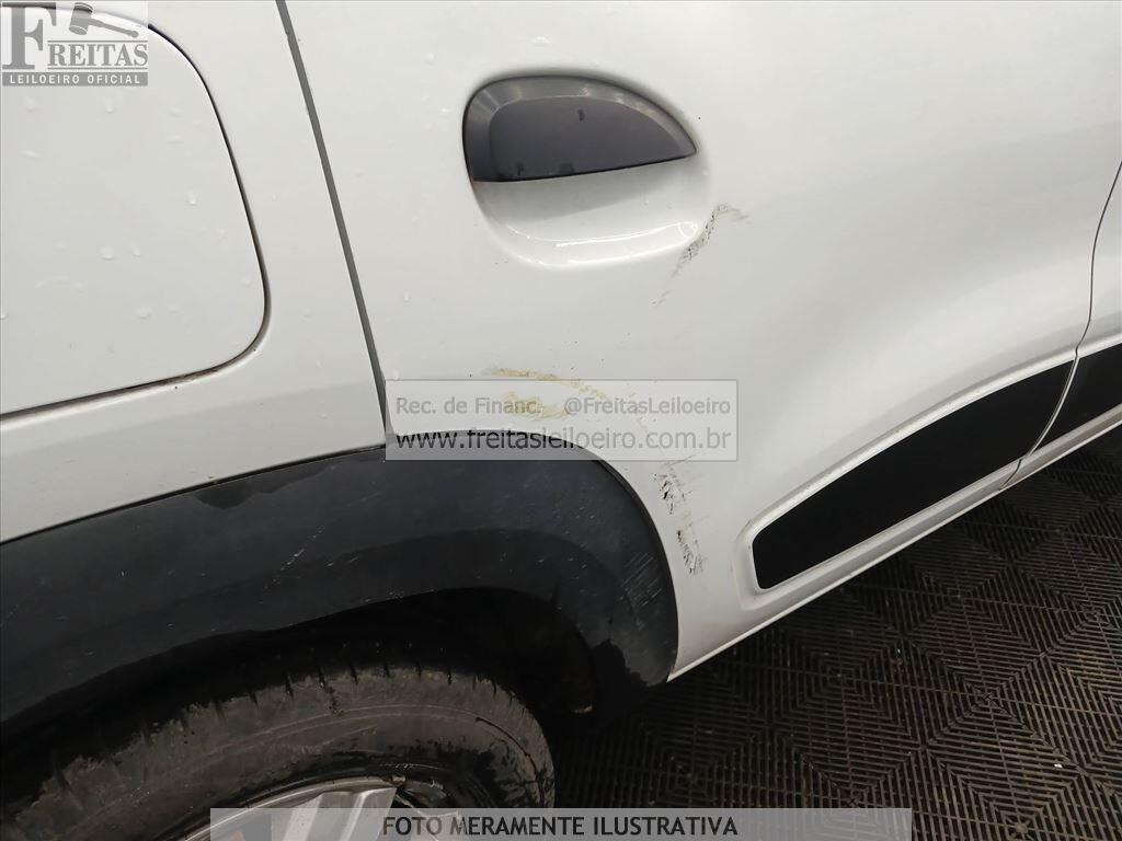 Foto 17 de 18: RENAULT/KWID ZEN 10MT, 20/21, PLACA: R__-___2, GASOL/ALC, BRANCA