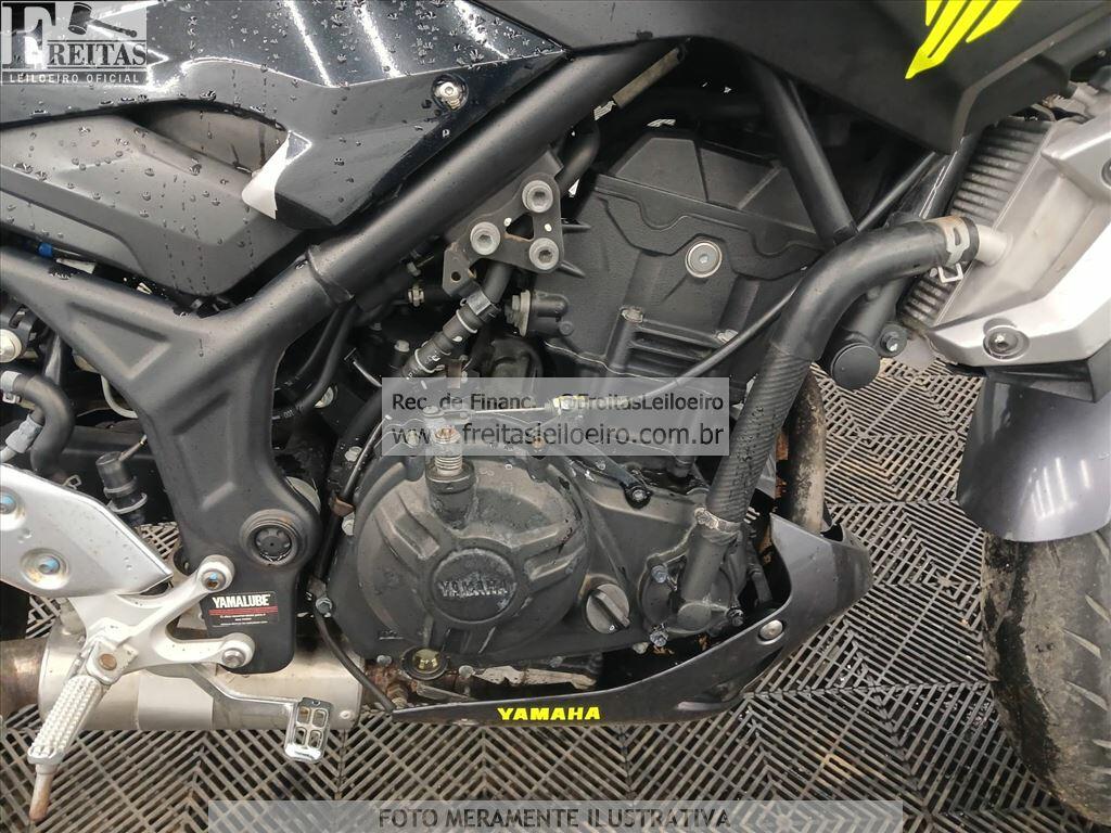 Foto 7 de 10: YAMAHA/MT03 ABS, 17/18, PLACA: G__-___1, GASOLINA, PRATA