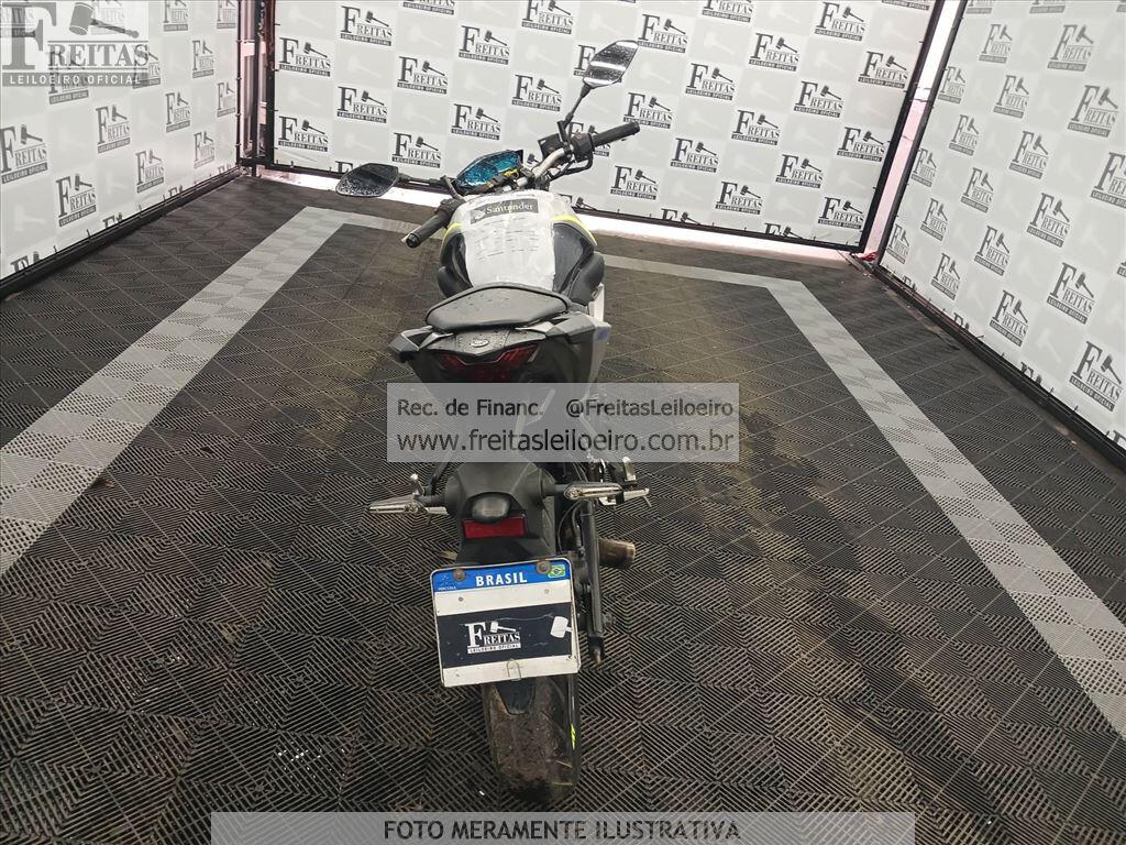 Foto 9 de 10: YAMAHA/MT03 ABS, 17/18, PLACA: G__-___1, GASOLINA, PRATA