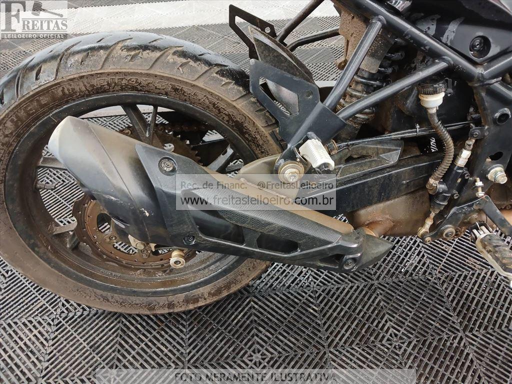 Foto 6 de 12: I/SHINERAY XY250-5A, 25/25, PLACA: T__-___3, GASOLINA, VERMELHA
