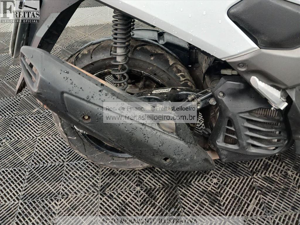 Foto 6 de 11: YAMAHA/NMAX, 18/19, PLACA: F__-___8, GASOLINA, BRANCA