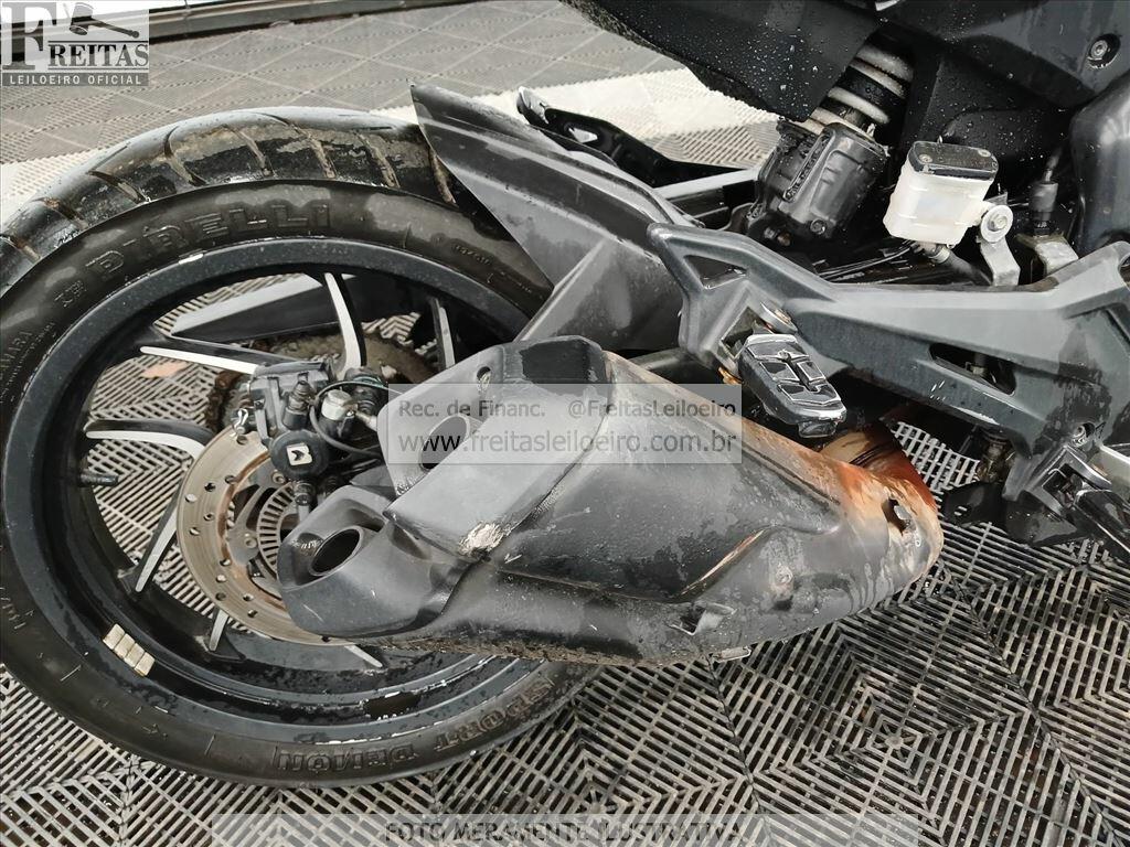 Foto 6 de 13: BAJAJ/DOMINAR D400 T, 23/23, PLACA: F__-___6, GASOLINA, VERDE