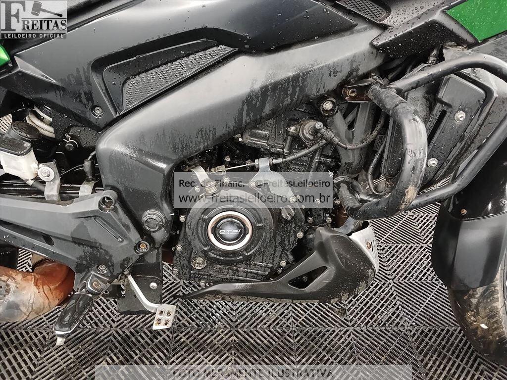 Foto 7 de 13: BAJAJ/DOMINAR D400 T, 23/23, PLACA: F__-___6, GASOLINA, VERDE