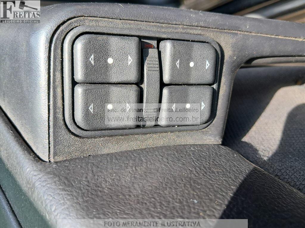 Foto 11 de 20: GM/ASTRA HB 4P ELEGANCE, 05/05, PLACA: A__-___5, GASOL/ALC, PRETA
