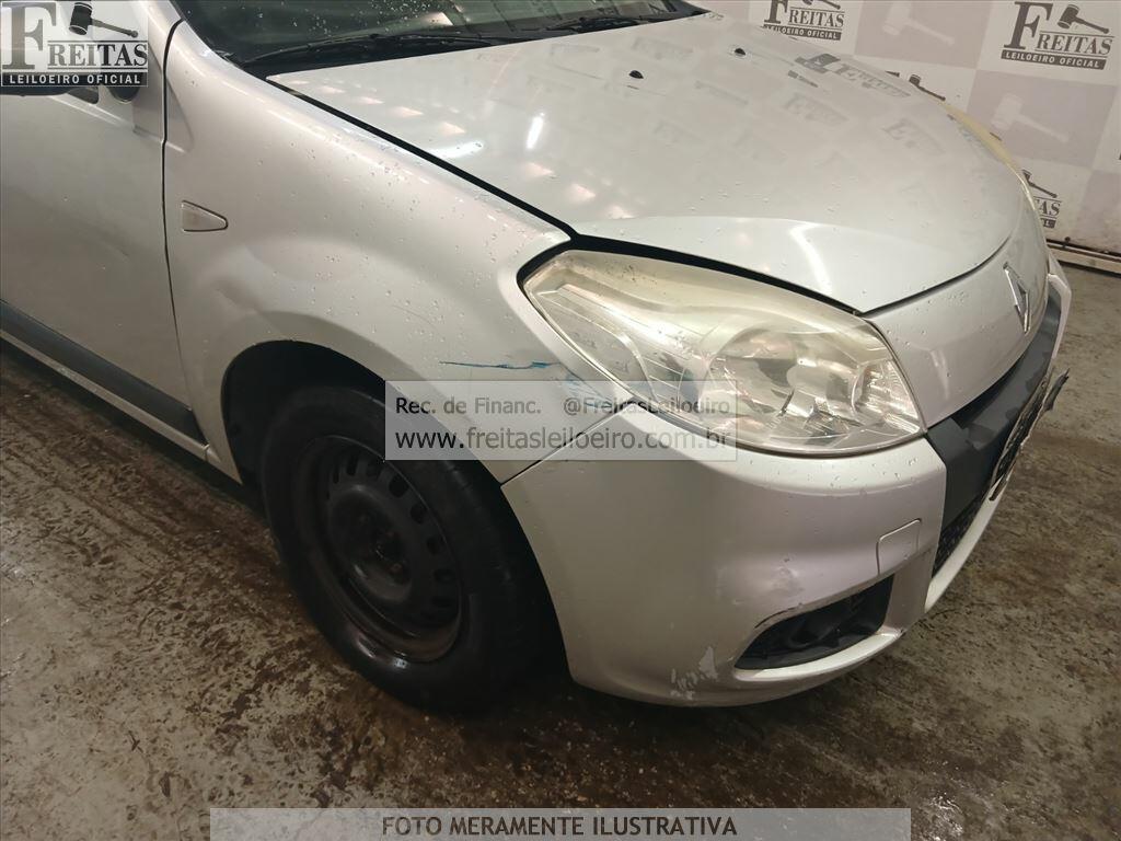 Foto 13 de 18: RENAULT/SANDERO EXP 16, 12/12, PLACA: E__-___0, GASOL/ALC, PRATA
