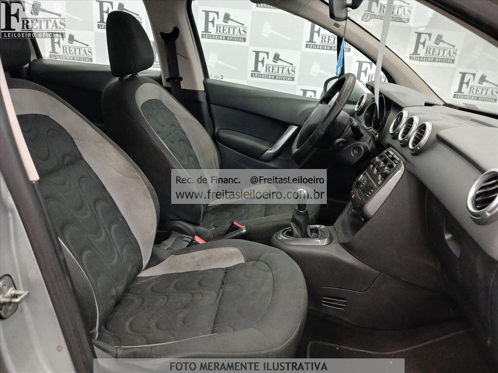Foto 6 de 19: CITROEN/C3 90M TENDANCE, 14/14, PLACA: Q__-___5, GASOL/ALC, PRATA