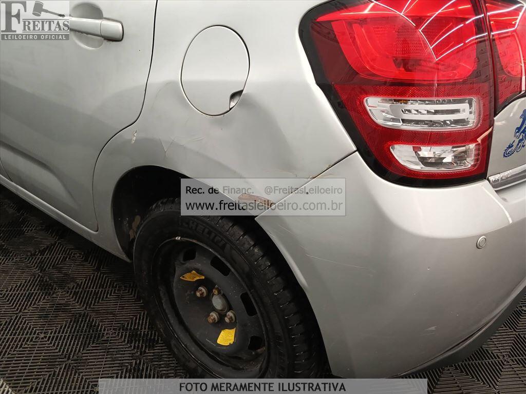 Foto 16 de 19: CITROEN/C3 90M TENDANCE, 14/14, PLACA: Q__-___5, GASOL/ALC, PRATA