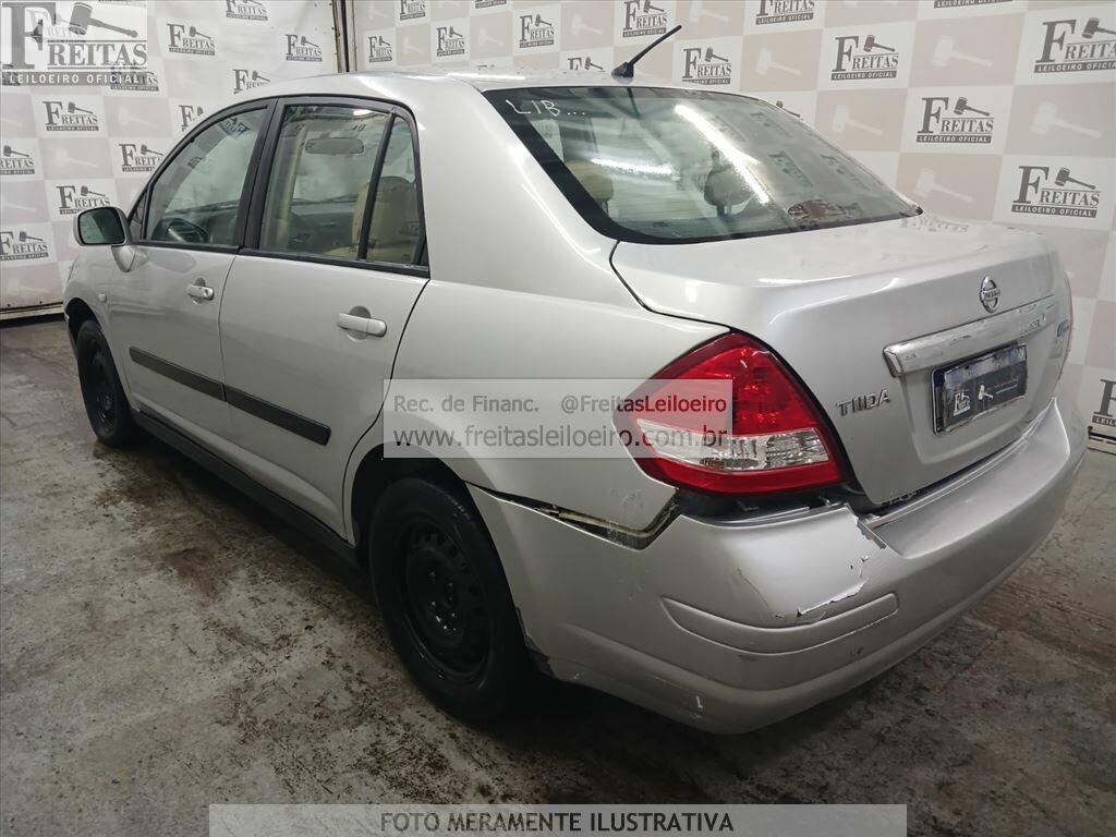 Foto 3: I/NISSAN TIIDA SEDAN 18F, 11/12, PLACA: E__-___4, GASOL/ALC, PRATA