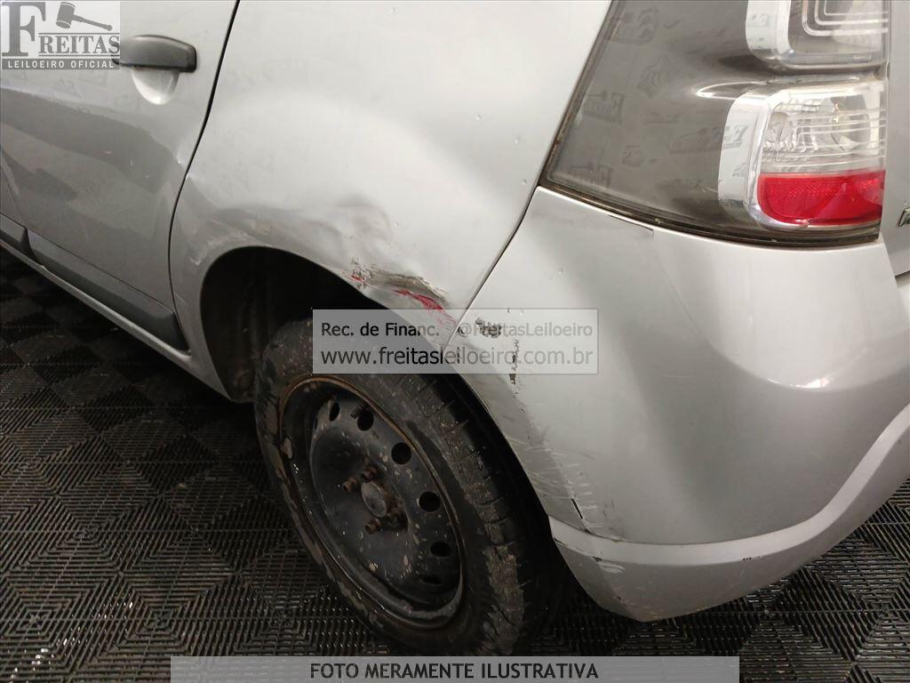 Foto 16 de 22: RENAULT/SANDERO EXP1016V, 14/14, PLACA: F__-___3, GASOL/ALC, PRATA