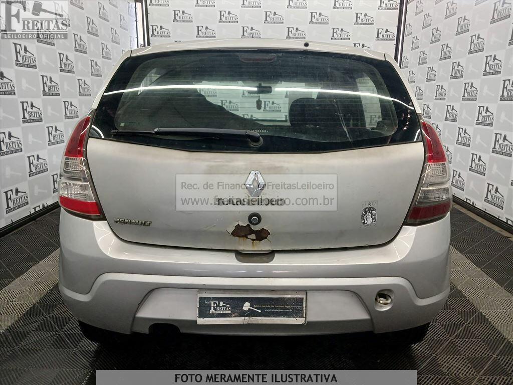 Foto 18 de 22: RENAULT/SANDERO EXP1016V, 14/14, PLACA: F__-___3, GASOL/ALC, PRATA