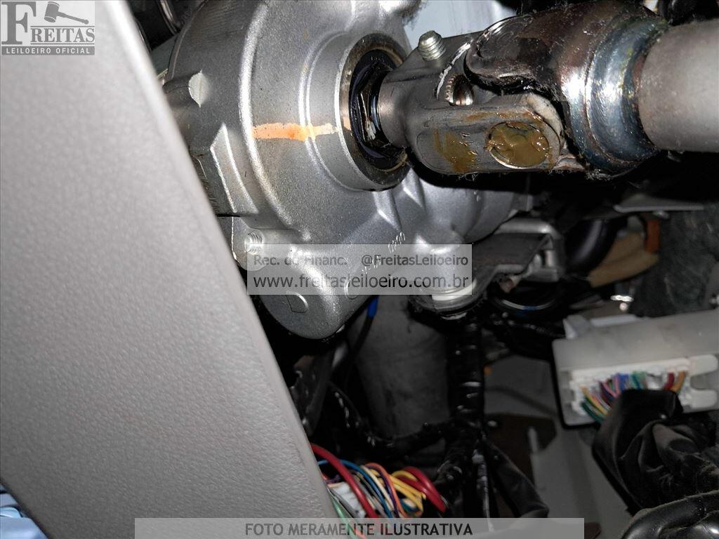 Foto 12 de 18: NISSAN/LIVINA 18SL, 09/10, PLACA: E__-___3, GASOL/ALC, BEGE
