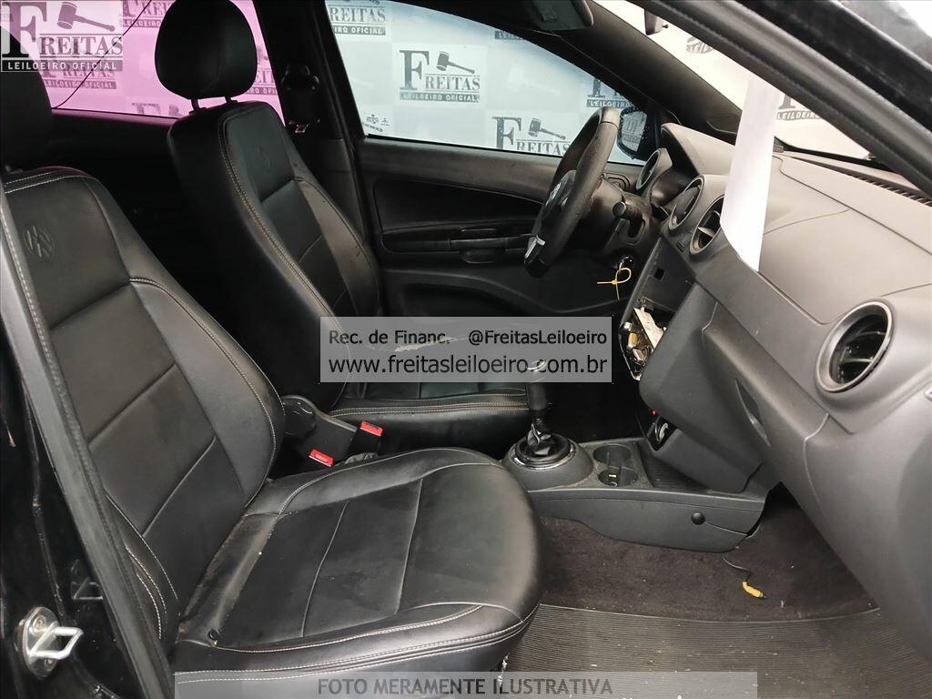 Foto 6 de 17: VW/NOVO GOL 1.0, 13/14, PLACA: O__-___6, GASOL/ALC, PRETA