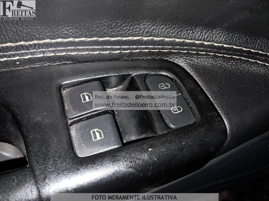 Foto 13 de 17: VW/NOVO GOL 1.0, 13/14, PLACA: O__-___6, GASOL/ALC, PRETA