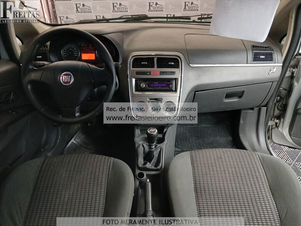 Foto 5: FIAT/PUNTO ESSENCE 1.8, 11/12, PLACA: E__-___0, GASOL/ALC, PRATA