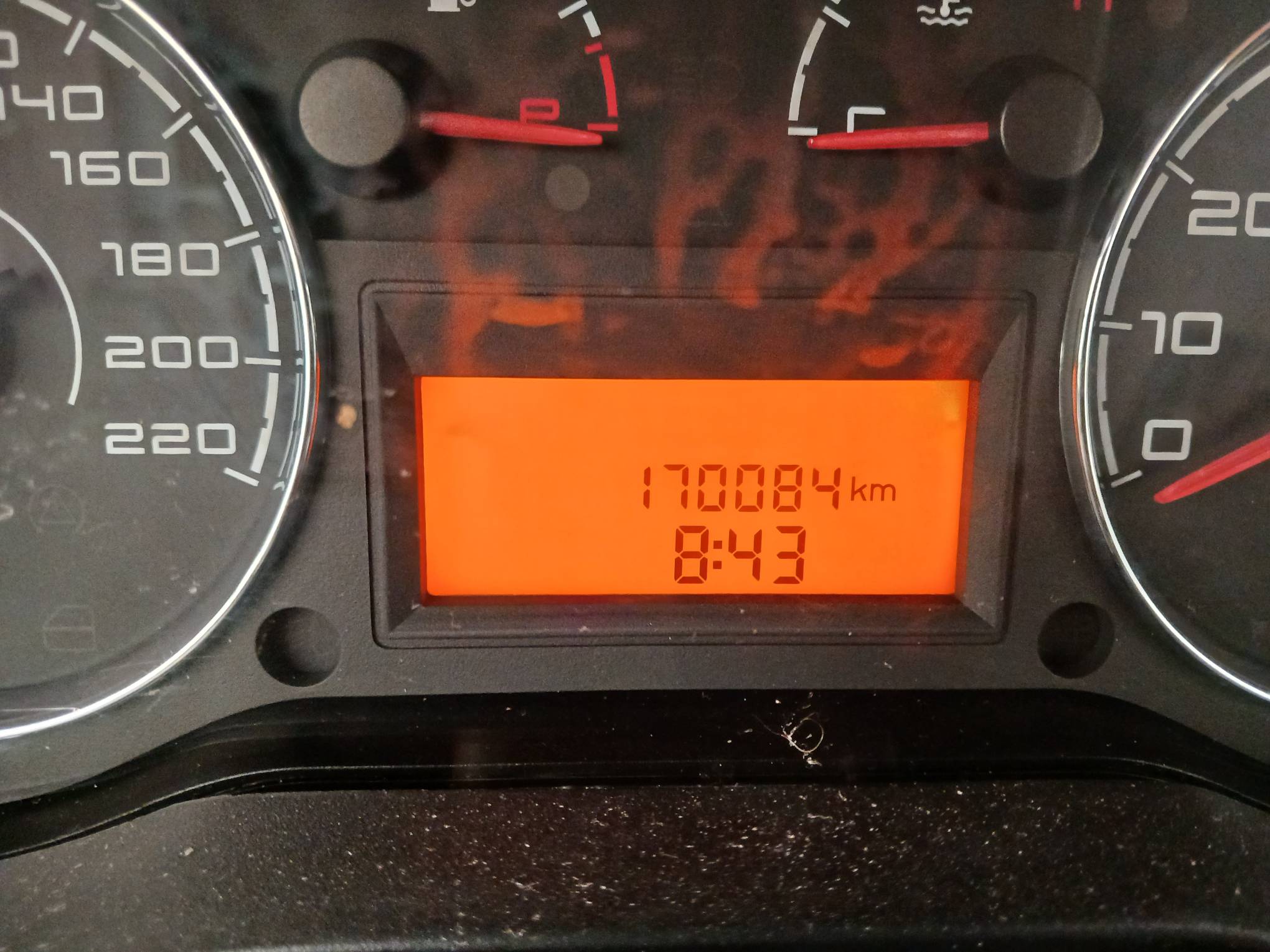 Foto 21 de 21: FIAT/PUNTO ESSENCE 1.8, 11/12, PLACA: E__-___0, GASOL/ALC, PRATA