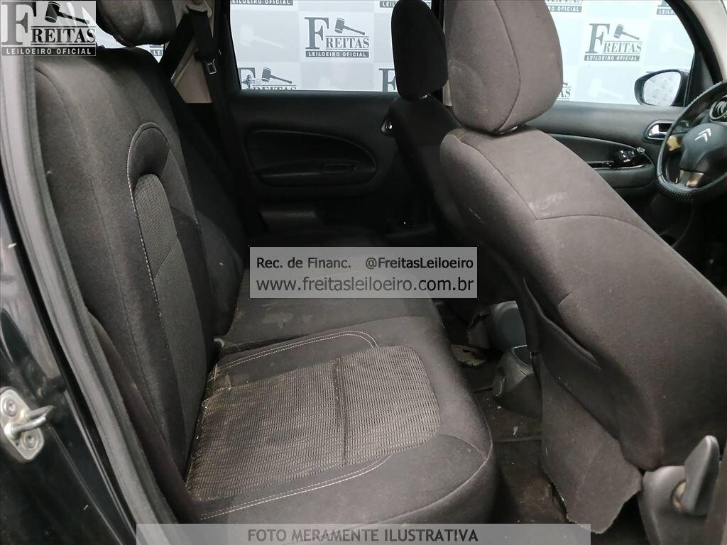 Foto 7 de 20: CITROEN/C3 AIRCROSS GLXM, 13/14, PLACA: F__-___5, GASOL/ALC, PRETA