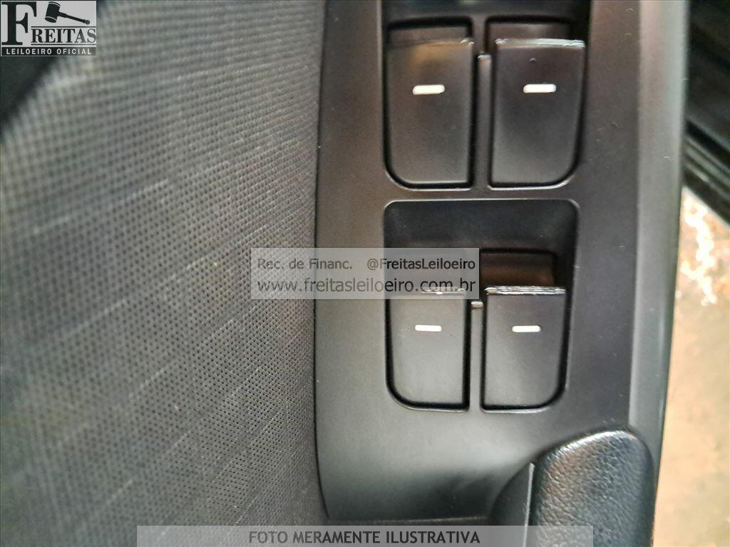 Foto 14 de 20: I/KIA CERATO SX3 1.6ATNB, 11/12, PLACA: L__-___5, GASOLINA, PRETA