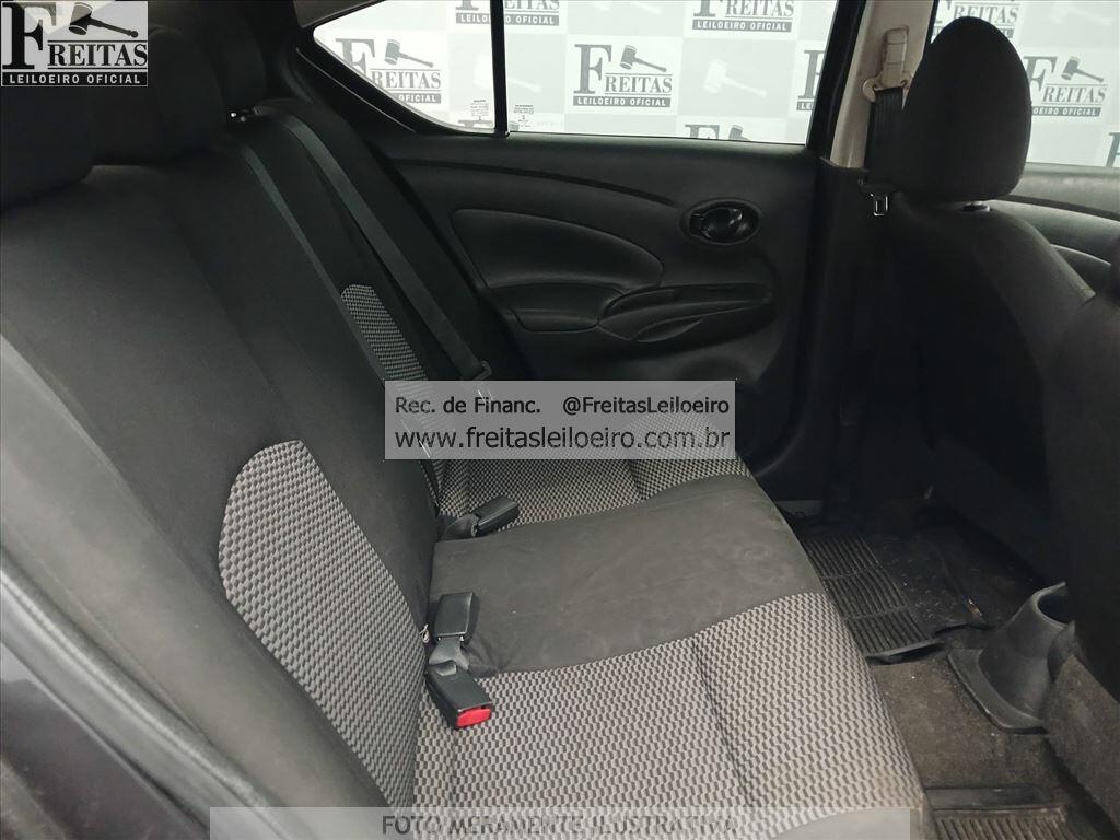 Foto 7 de 19: NISSAN/V-DRIVE 10 MT, 21/21, PLACA: R__-___3, GASOL/ALC, CINZA