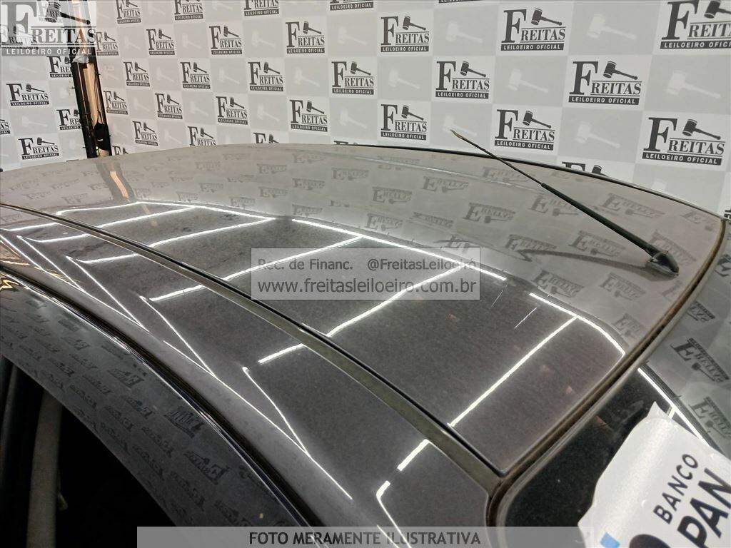 Foto 8 de 19: NISSAN/V-DRIVE 10 MT, 21/21, PLACA: R__-___3, GASOL/ALC, CINZA