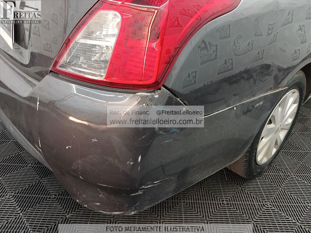 Foto 17 de 19: NISSAN/V-DRIVE 10 MT, 21/21, PLACA: R__-___3, GASOL/ALC, CINZA