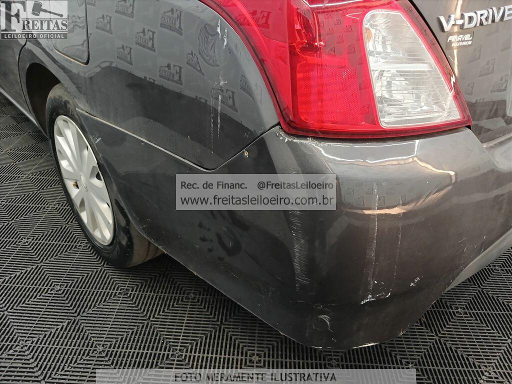 Foto 18 de 19: NISSAN/V-DRIVE 10 MT, 21/21, PLACA: R__-___3, GASOL/ALC, CINZA