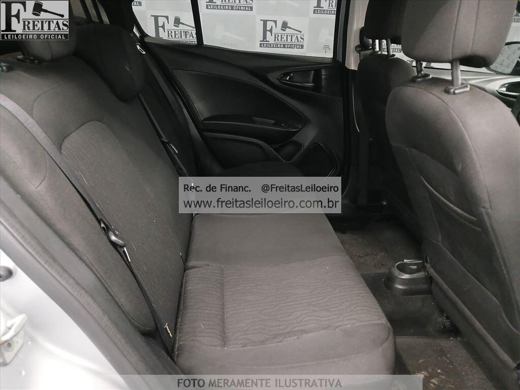 Foto 7 de 18: I/FIAT CRONOS DRIVE 1.0, 23/23, PLACA: G__-___3, GASOL/ALC, PRATA