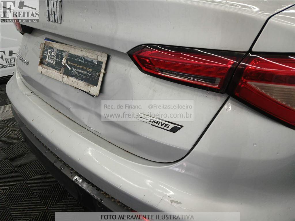 Foto 17 de 18: I/FIAT CRONOS DRIVE 1.0, 23/23, PLACA: G__-___3, GASOL/ALC, PRATA