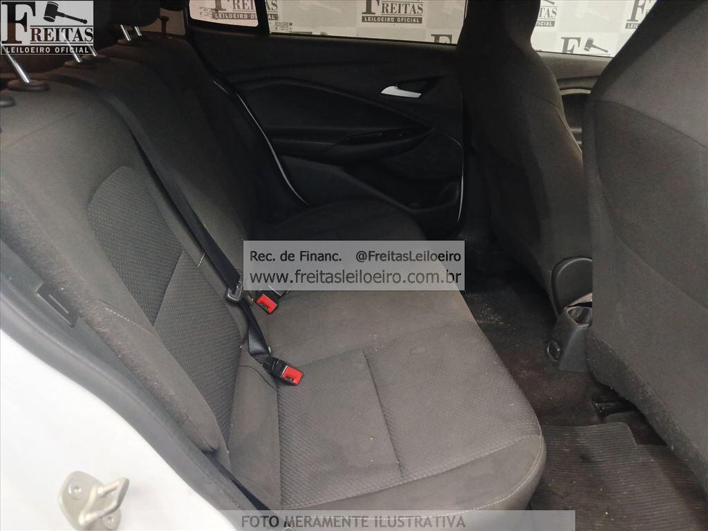 Foto 7 de 18: CHEV/ONIX PLUS 10MT LT2, 23/24, PLACA: S__-___3, GASOL/ALC, BRANCA