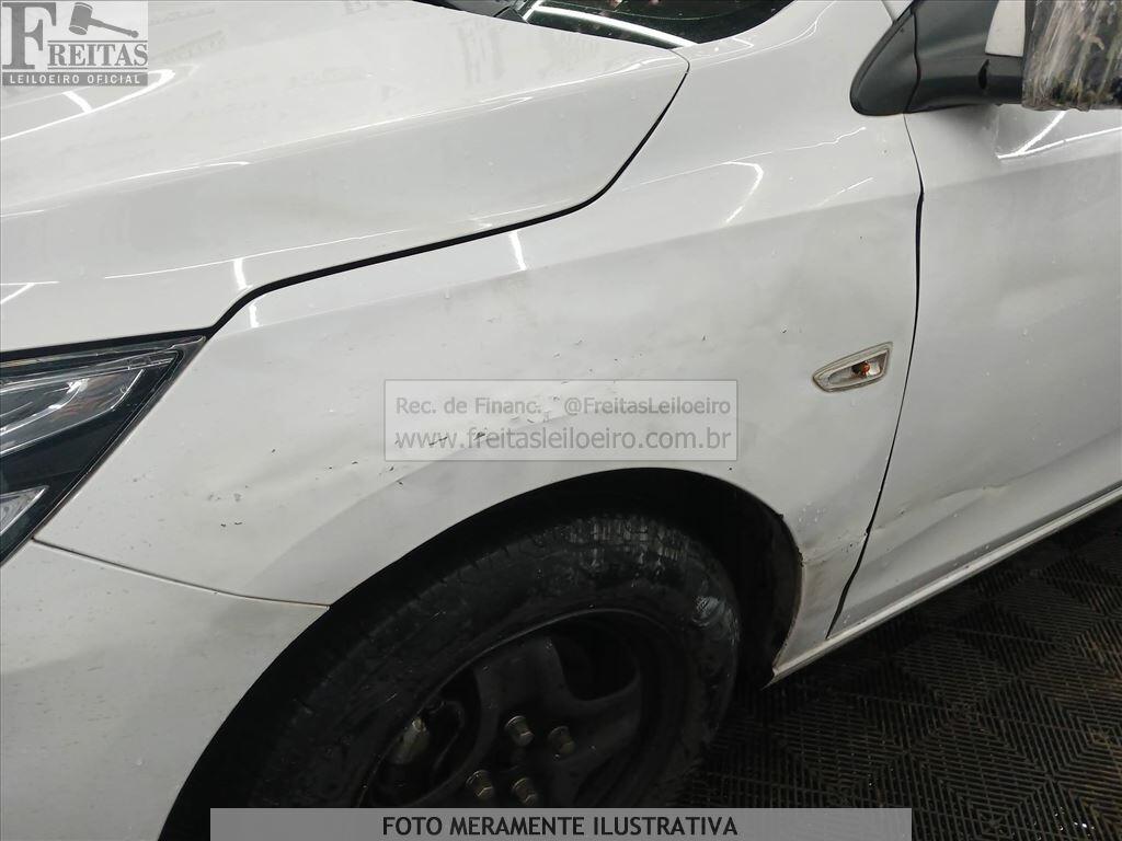 Foto 15 de 18: CHEV/ONIX PLUS 10MT LT2, 23/24, PLACA: S__-___3, GASOL/ALC, BRANCA
